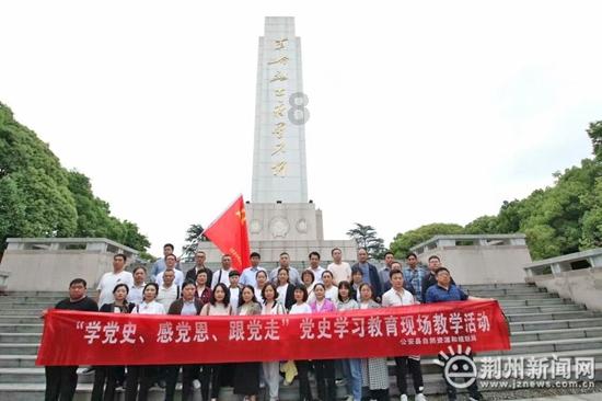 表面美若天仙,实则黑瘦干瘪,这7位女星真的太会装了